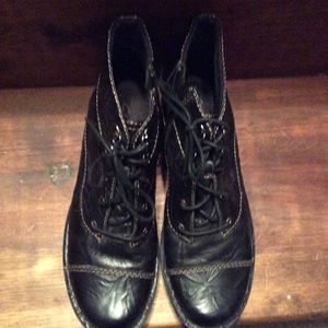 Clarks Bendables ankle boots.